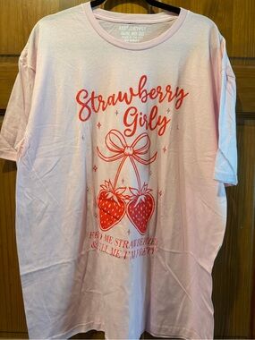NWOT! Sz xl Keep it Gypsy Pink "Strawberry Girly" Graphic Tee with rhinestones